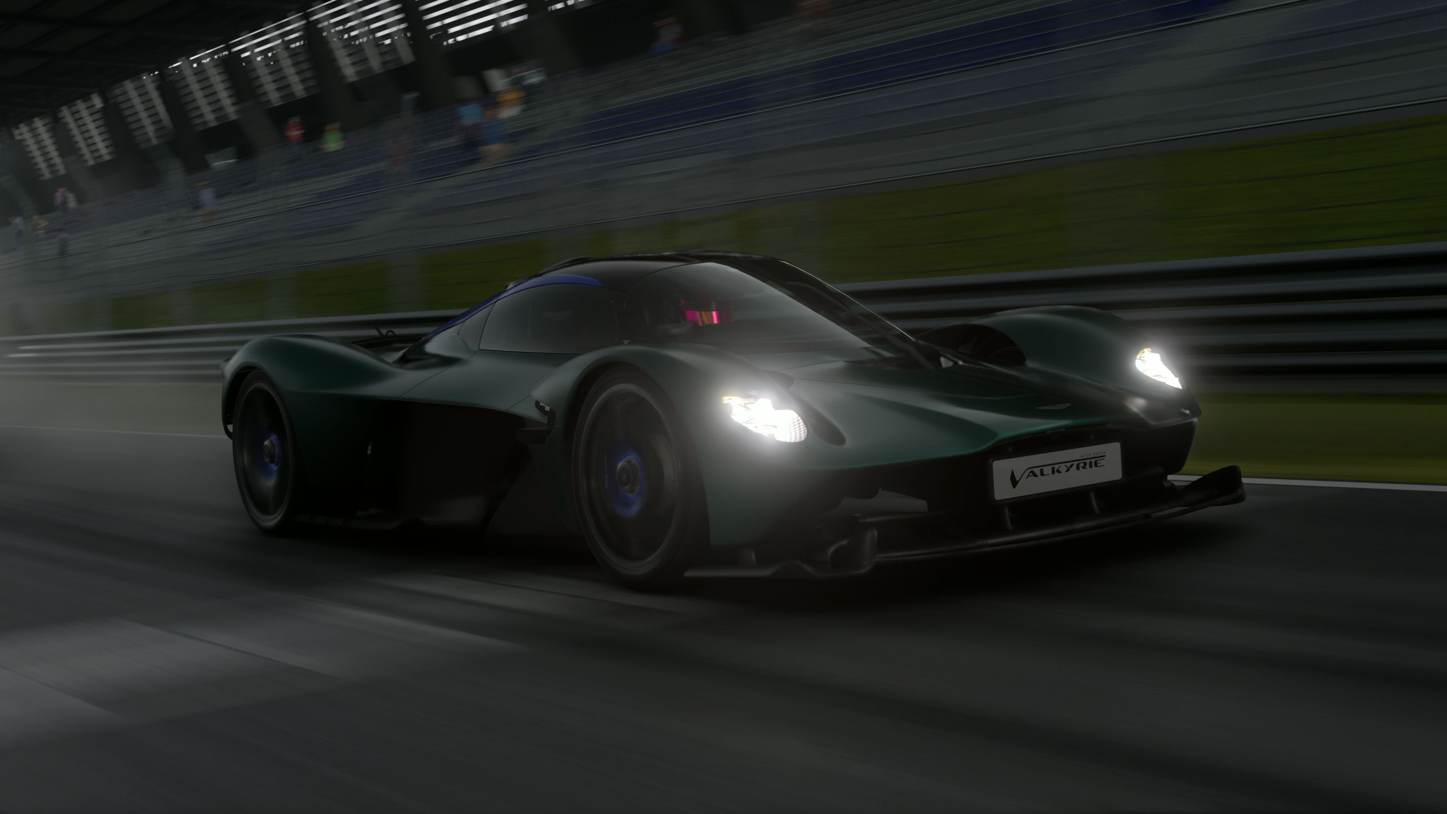 爱游戏-阿斯顿马丁碾压威廉姆斯，诺里斯高光表现