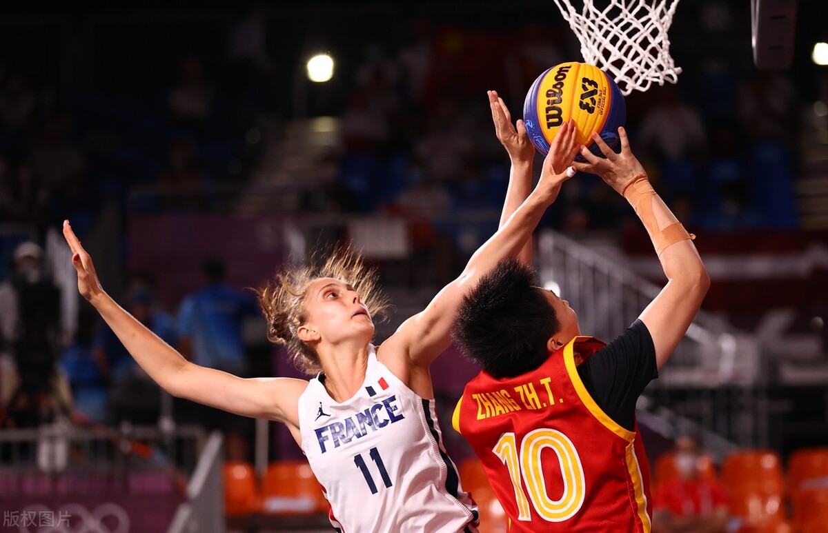 爱游戏下载-法国队力克中国队，黄鸭组合关键制胜