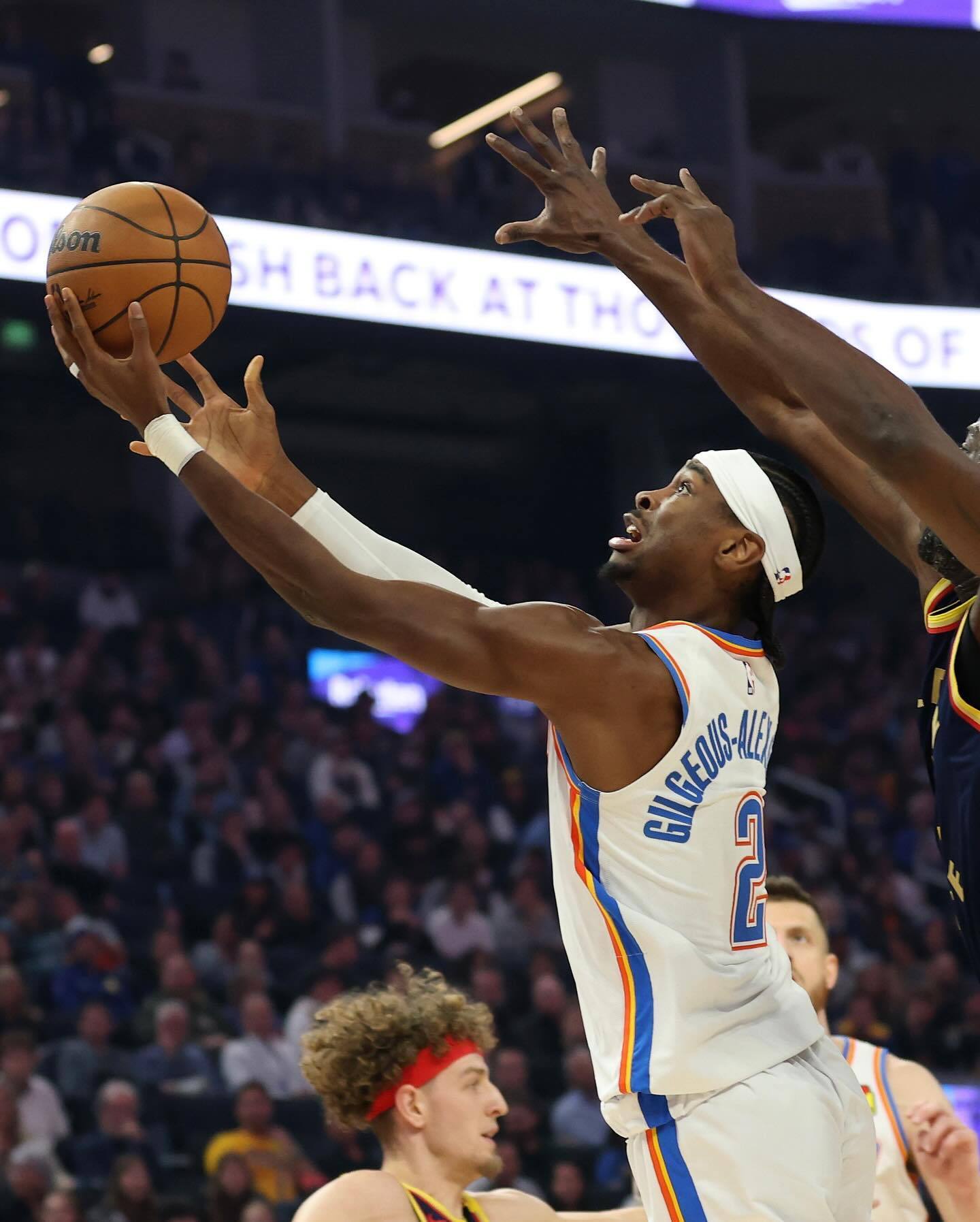 爵士险胜勇士，恩比德点燃赛场