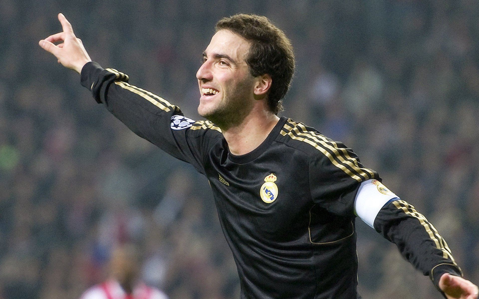 爱游戏官方入口-厄瓜多尔绿茵革命，巴尔韦德引擎轰鸣，皇家社会制霸新纪元