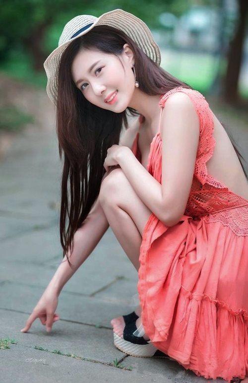 爱游戏体育-车轮与绿茵的跨界决斗，切尔西险胜中国F1新星的终极挑战